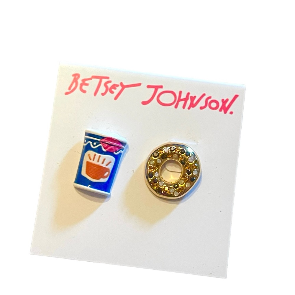 Betsey Johnson everything bagel and coffee earrings new